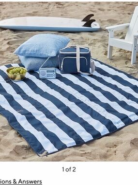 Pottery Barn Kids Outdoor Picnic Blanket, NWT